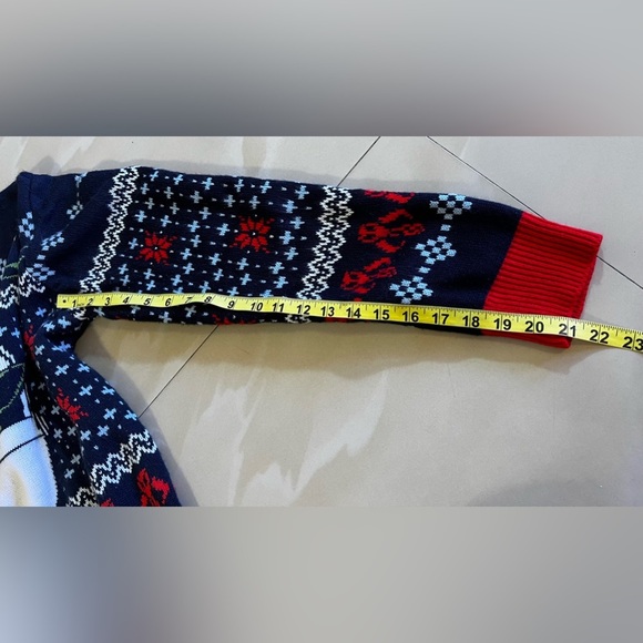 Star Wars Geeknet The Mandalorian Child Baby Yoda Ugly Holiday Unisex size L - Picture 10 of 16